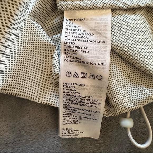 prAna Women's Winter Maritime Grey Jacket - Picture 14 of 17